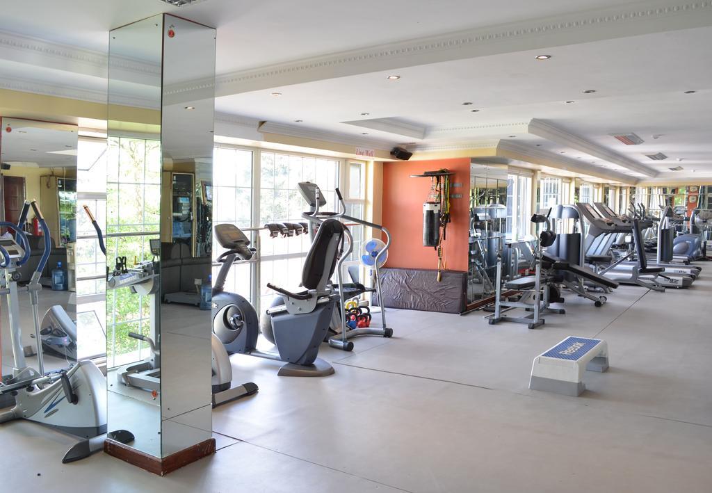 Clarence House Nairobi Apartment ภายนอก รูปภาพ
