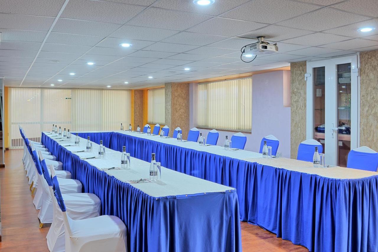 Clarence House Nairobi Apartment ภายนอก รูปภาพ