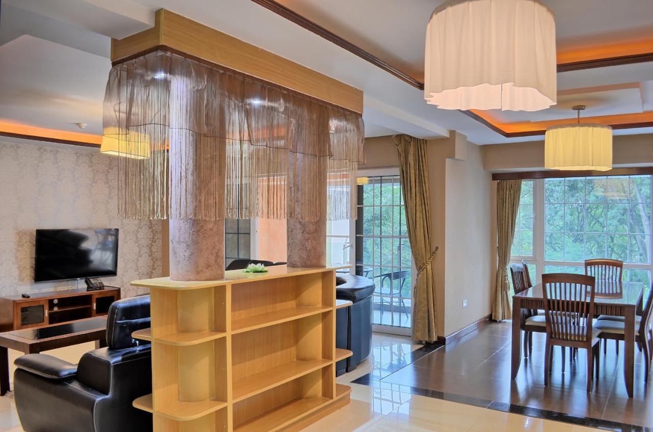 Clarence House Nairobi Apartment ภายนอก รูปภาพ