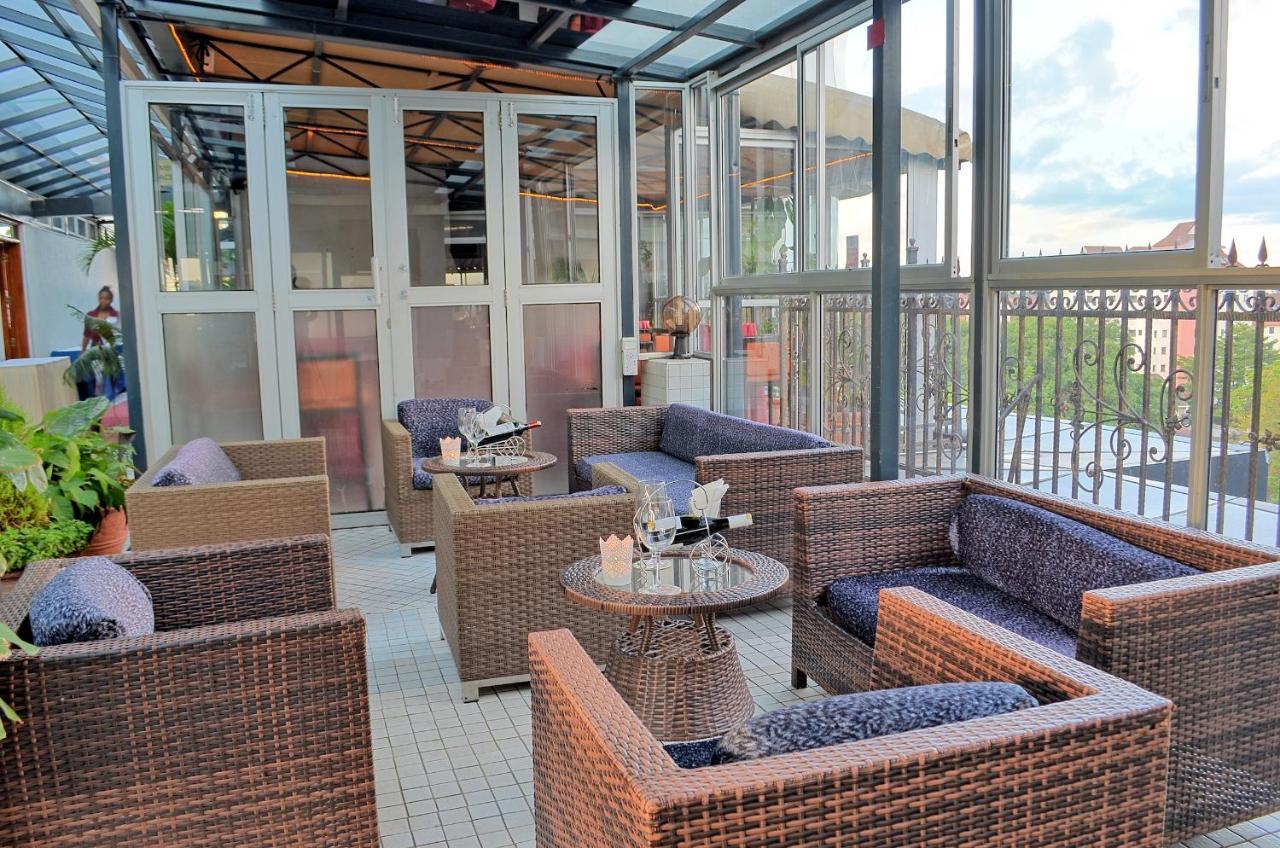 Clarence House Nairobi Apartment ภายนอก รูปภาพ