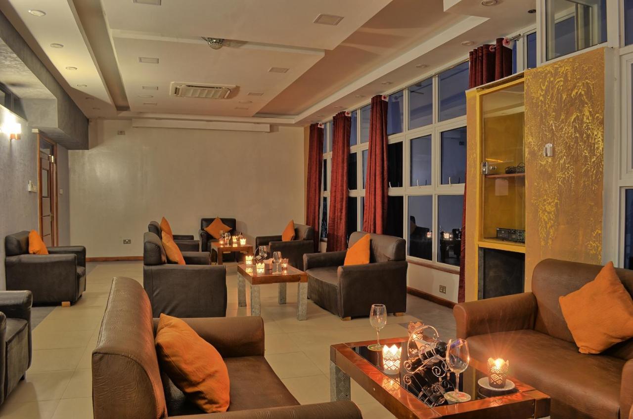 Clarence House Nairobi Apartment ภายนอก รูปภาพ