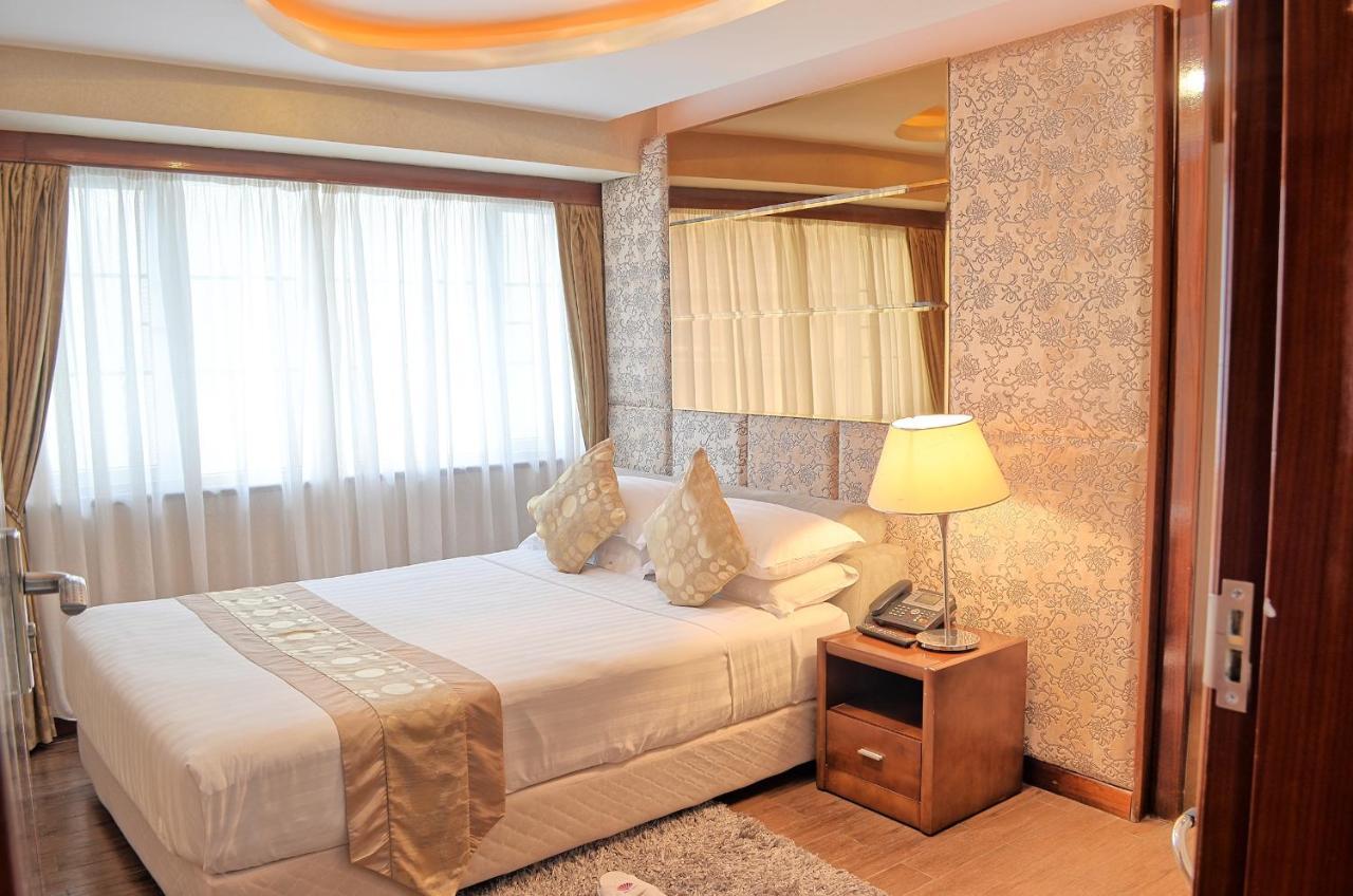 Clarence House Nairobi Apartment ภายนอก รูปภาพ