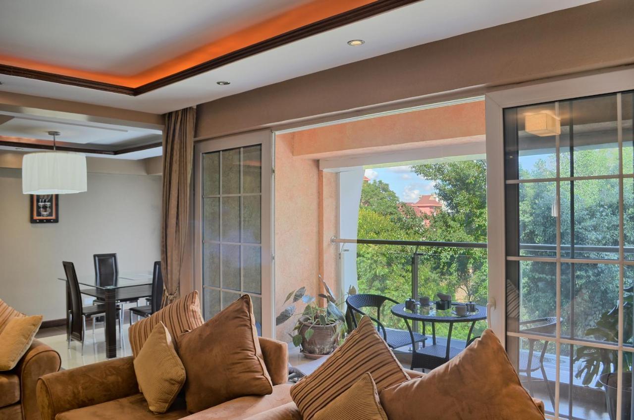Clarence House Nairobi Apartment ภายนอก รูปภาพ